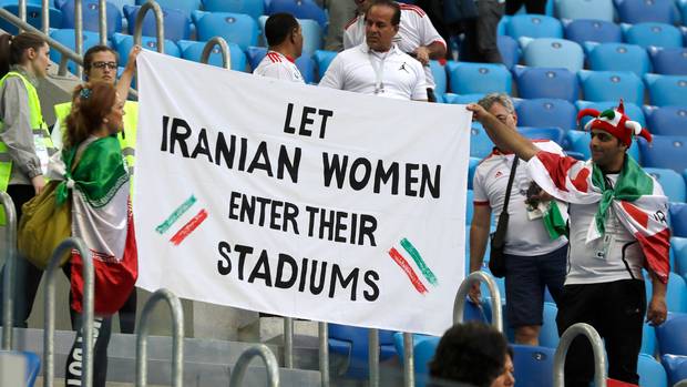 10 октября в Иране состоится матч, на который впервые за 40 лет будут допущены женщины